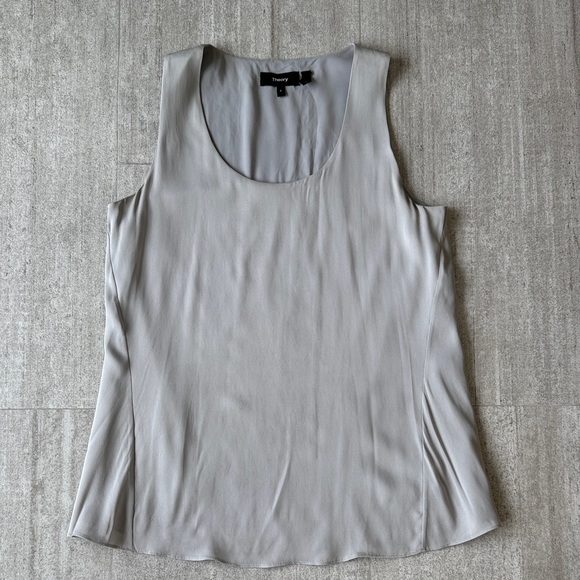 Theory Tops - Theory silky shell top size P